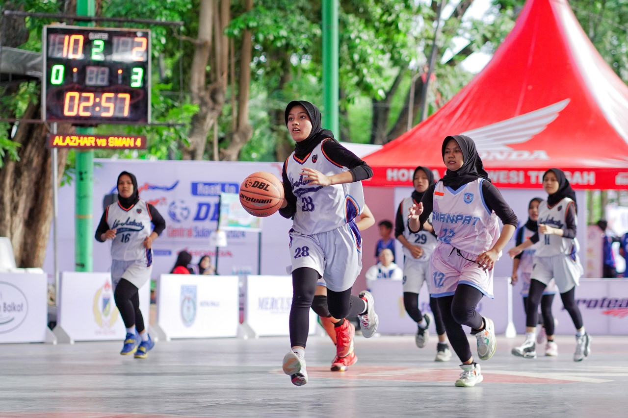 SMA Al-Azhar Mandiri Palu vs SMAN 4 Palu