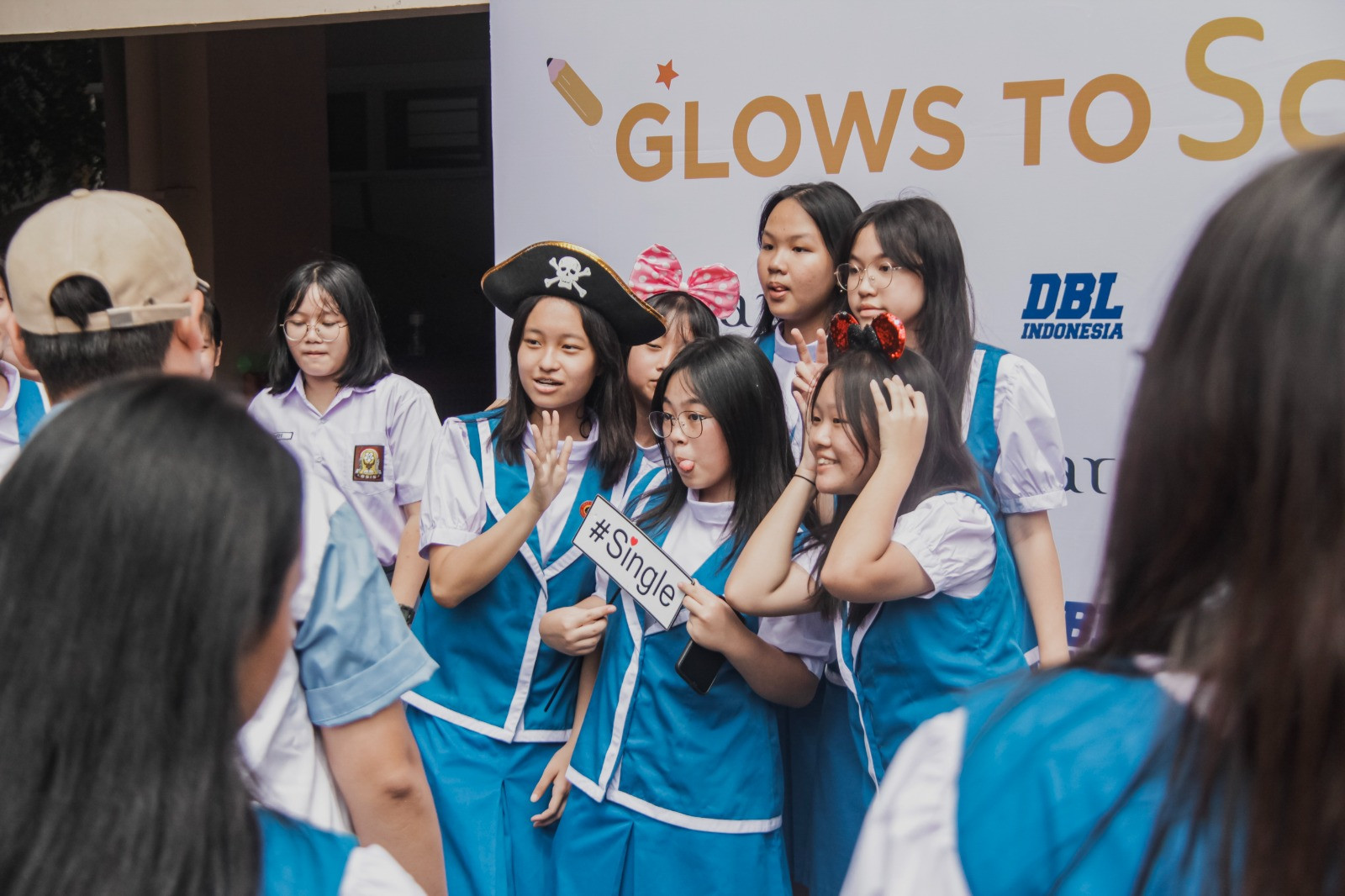 https://www.dbl.id/uploads/post/2024/08/01/Meriah! Sinluiers Antusias Menyambut Roadshow DBL Surabaya!3.jpg