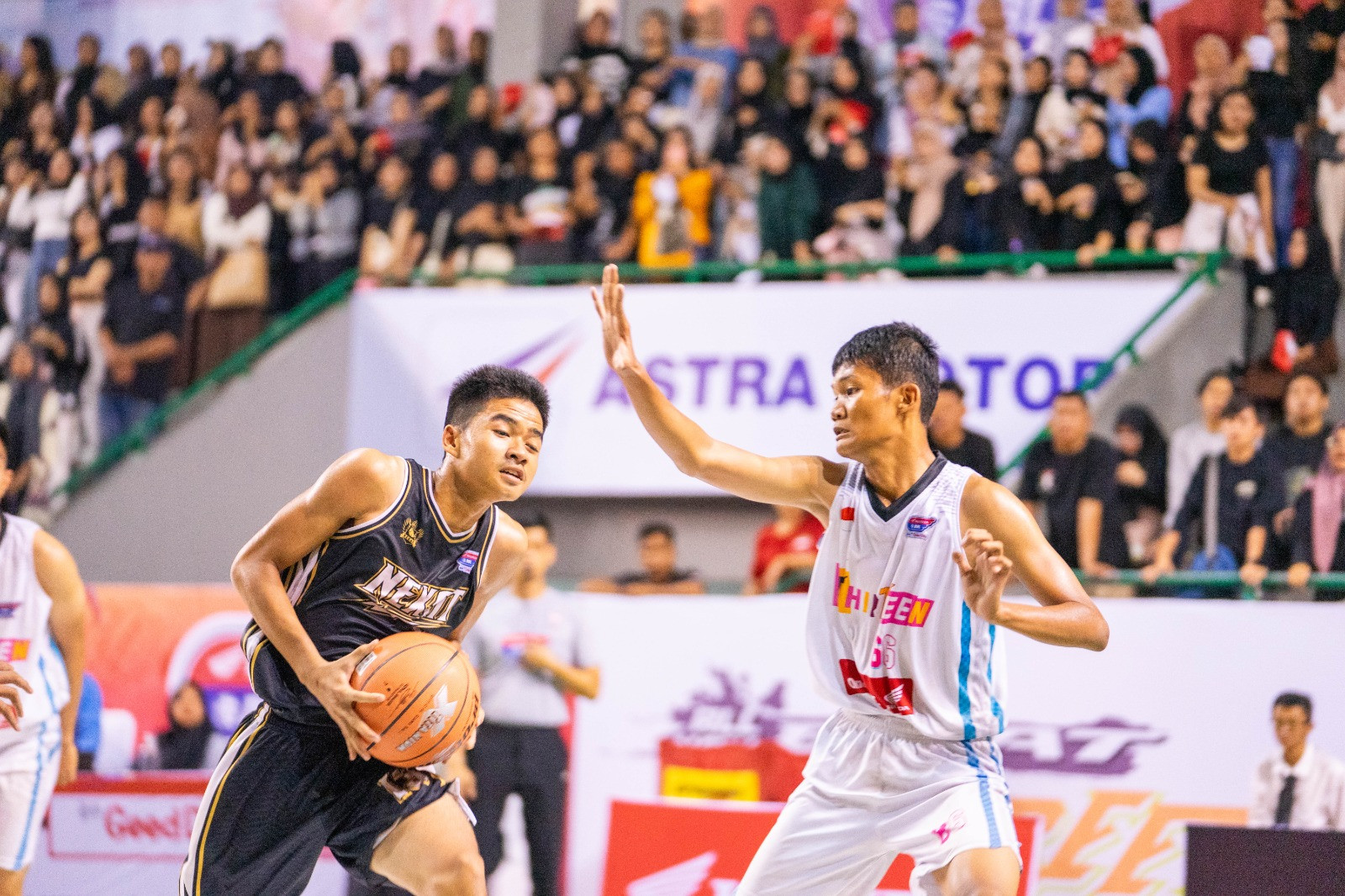 https://www.dbl.id/uploads/post/2024/08/17/Hasil DBL Palembang Putra Nexat Perkasa, Empat Belas Menang Comeback!.jpg