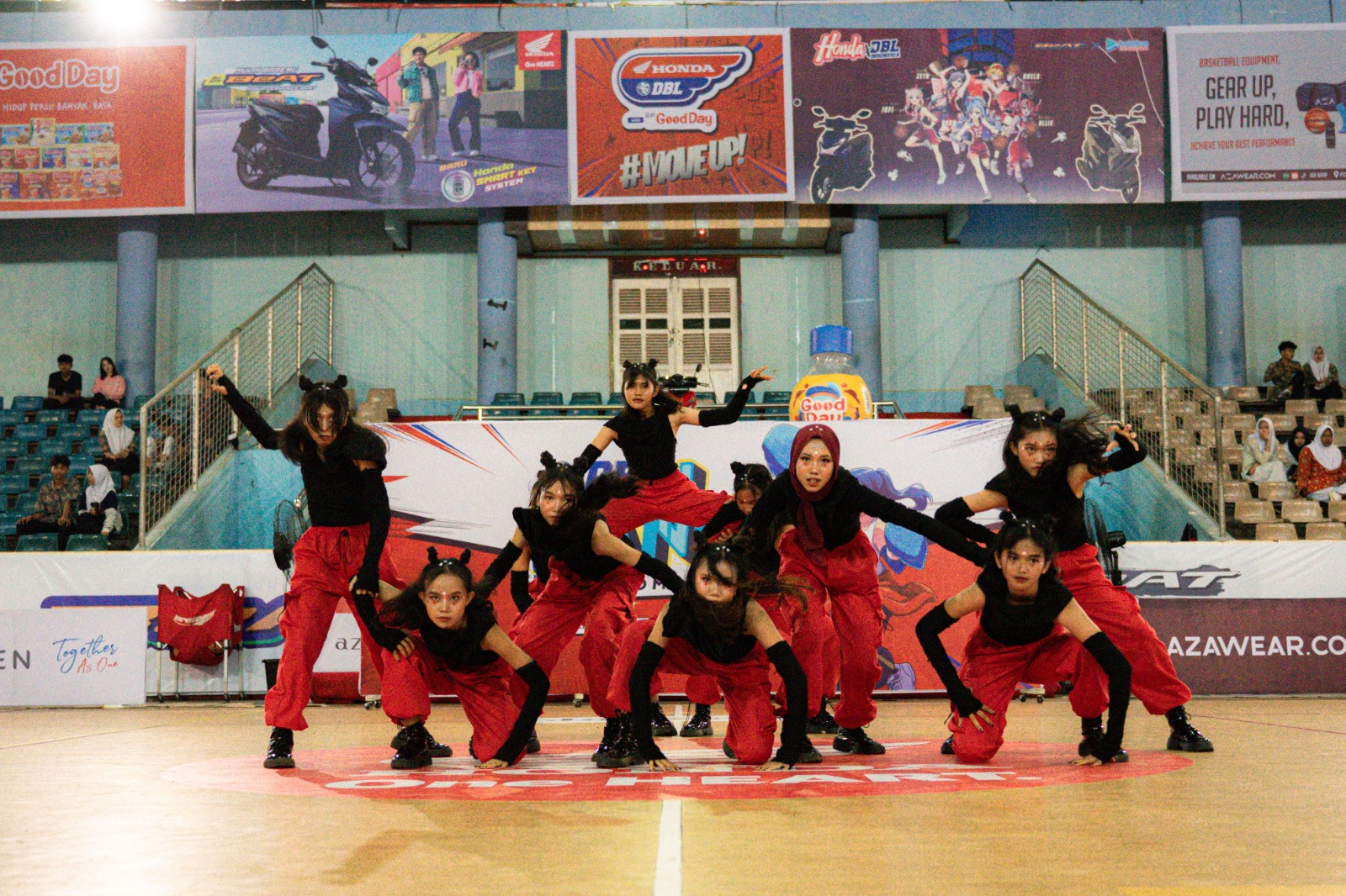 Kostum Lucu DBL Dance Jambi