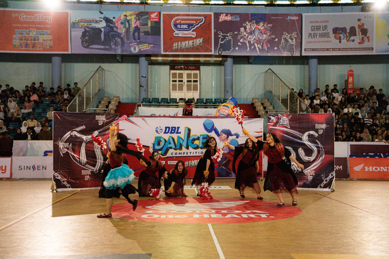 Kostum Lucu DBL Dance Jambi