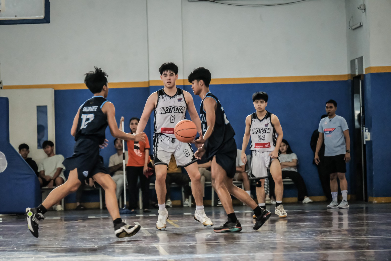 Putra Buksi Menang Latih Tanding Lawan Juara DBL Surabaya